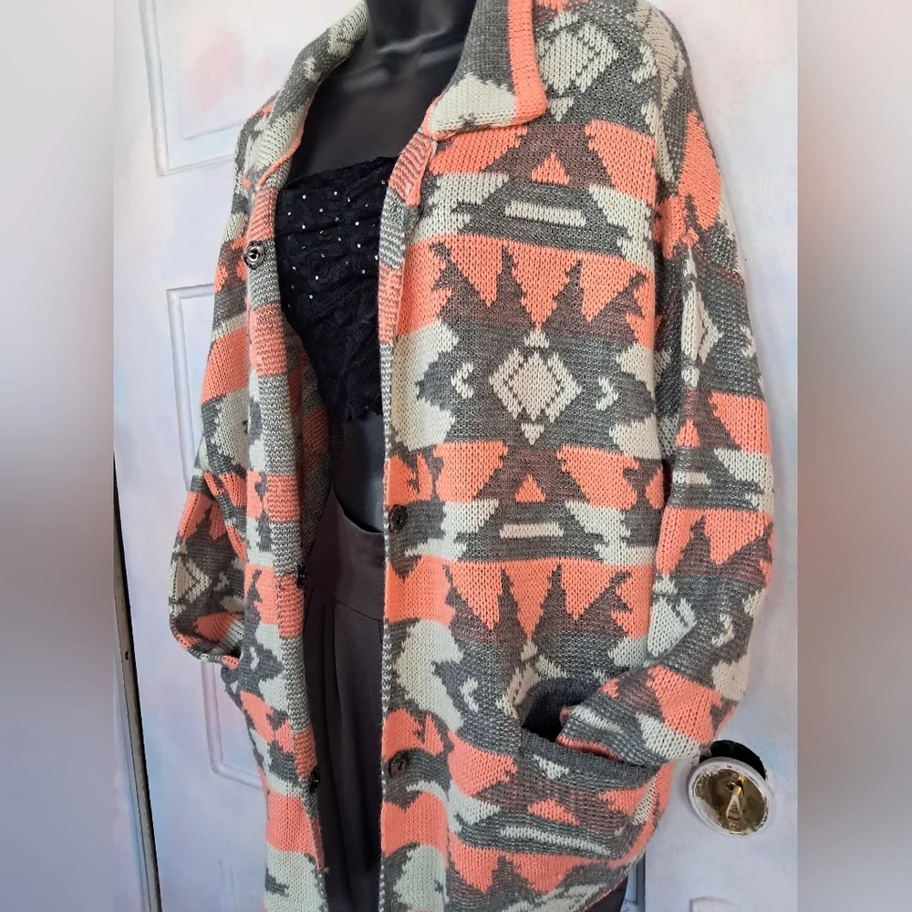 Blu Pepper Orange and Gray Geometric Cardigan - Picture 5 of 13